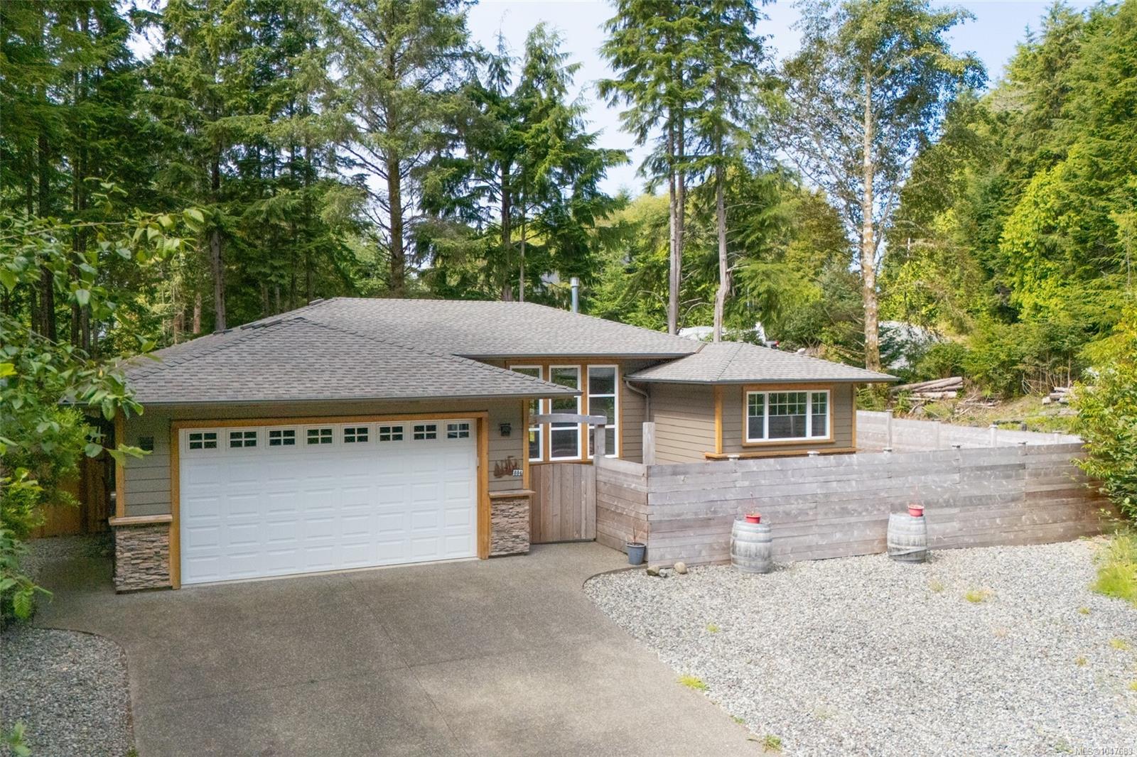 884 Elina Rd