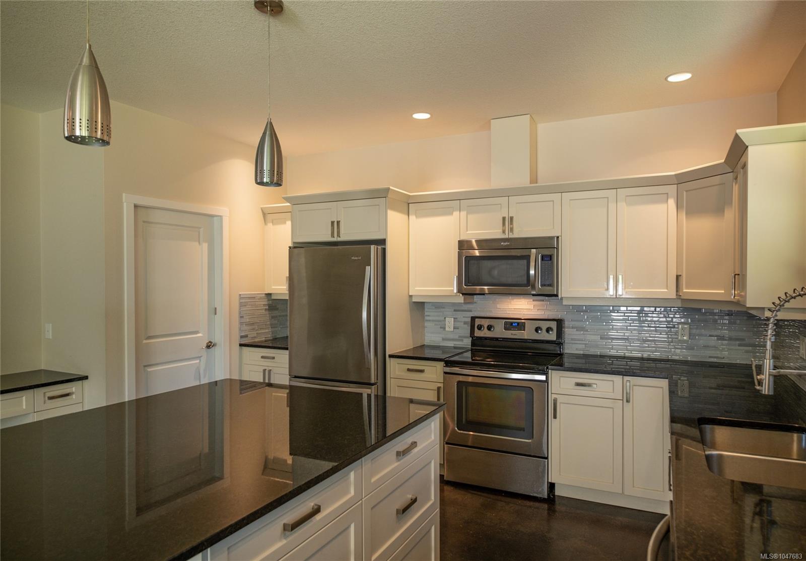 884 Elina Rd
