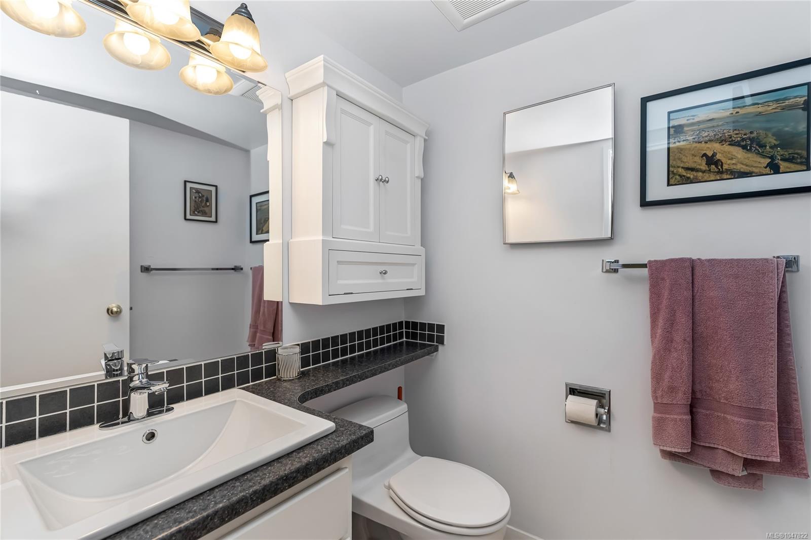 2125 Oak Bay Ave Unit: #407