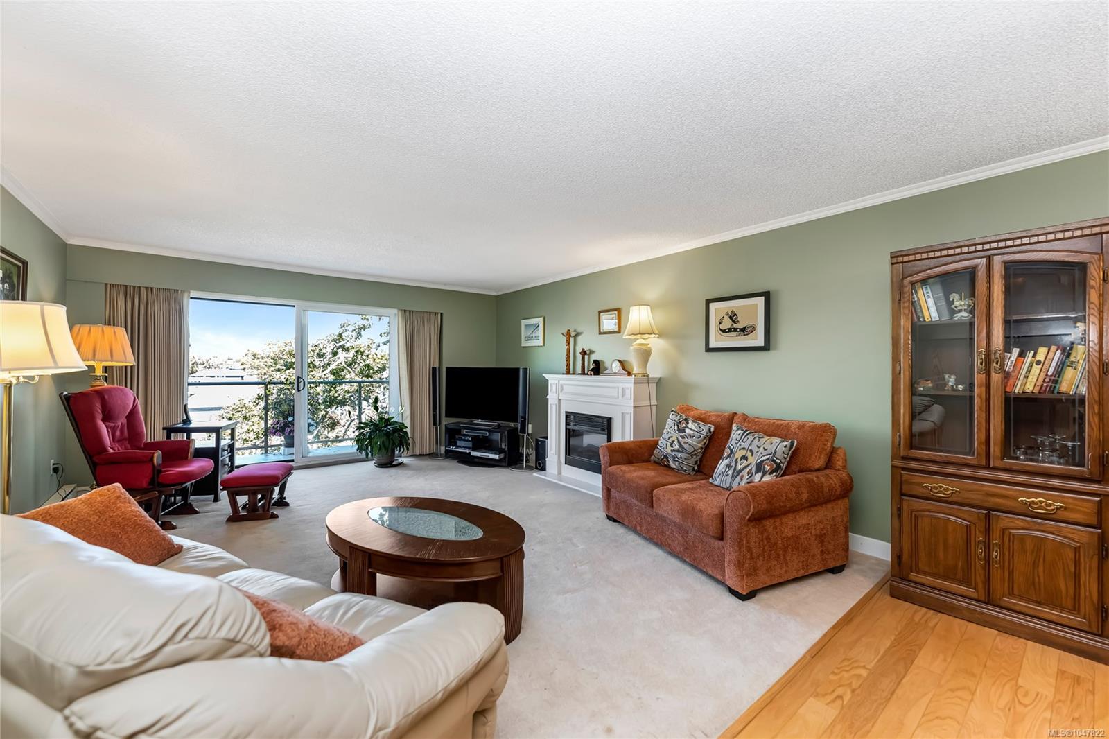 2125 Oak Bay Ave Unit: #407