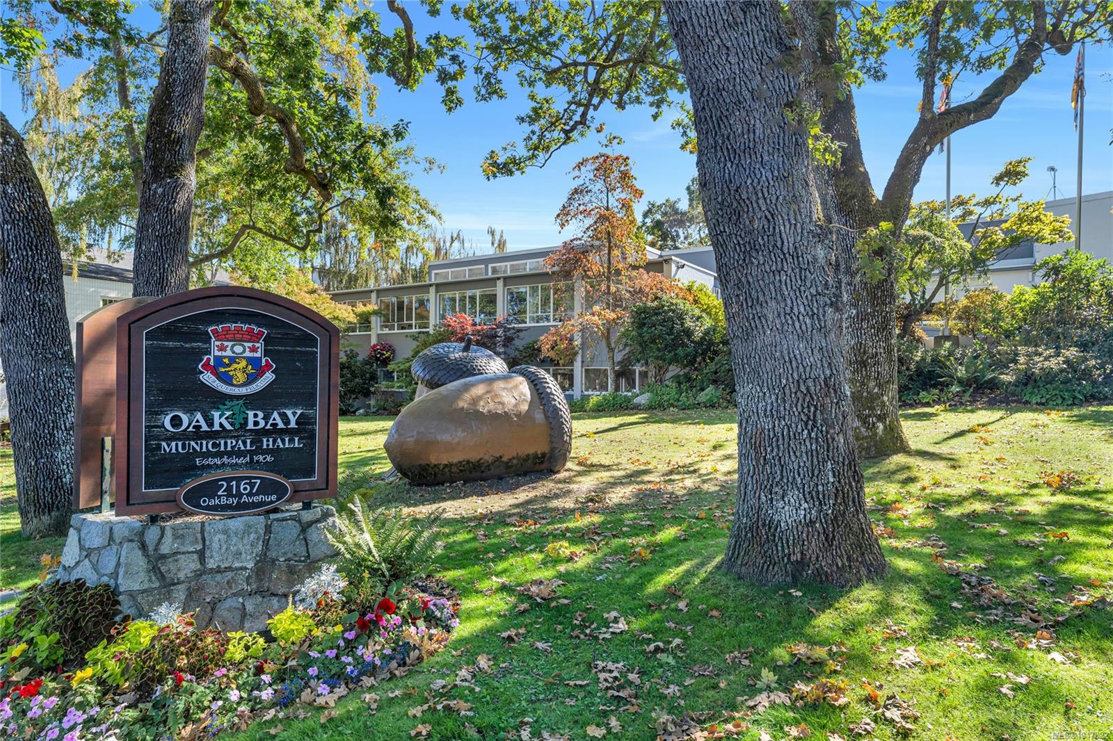 2125 Oak Bay Ave Unit: #407