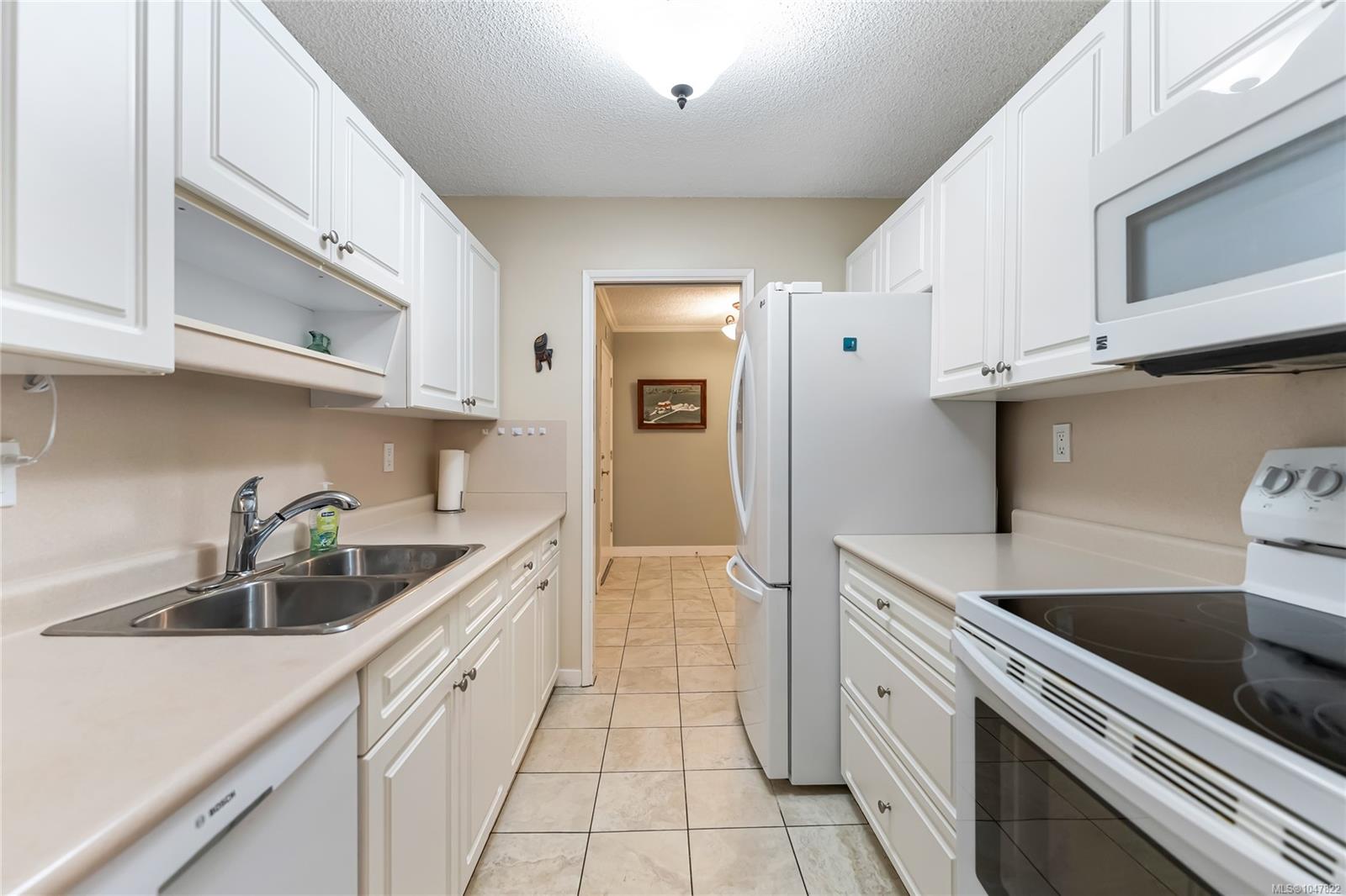 2125 Oak Bay Ave Unit: #407