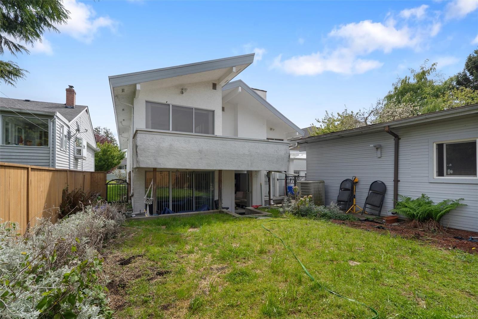 336 Stannard Ave