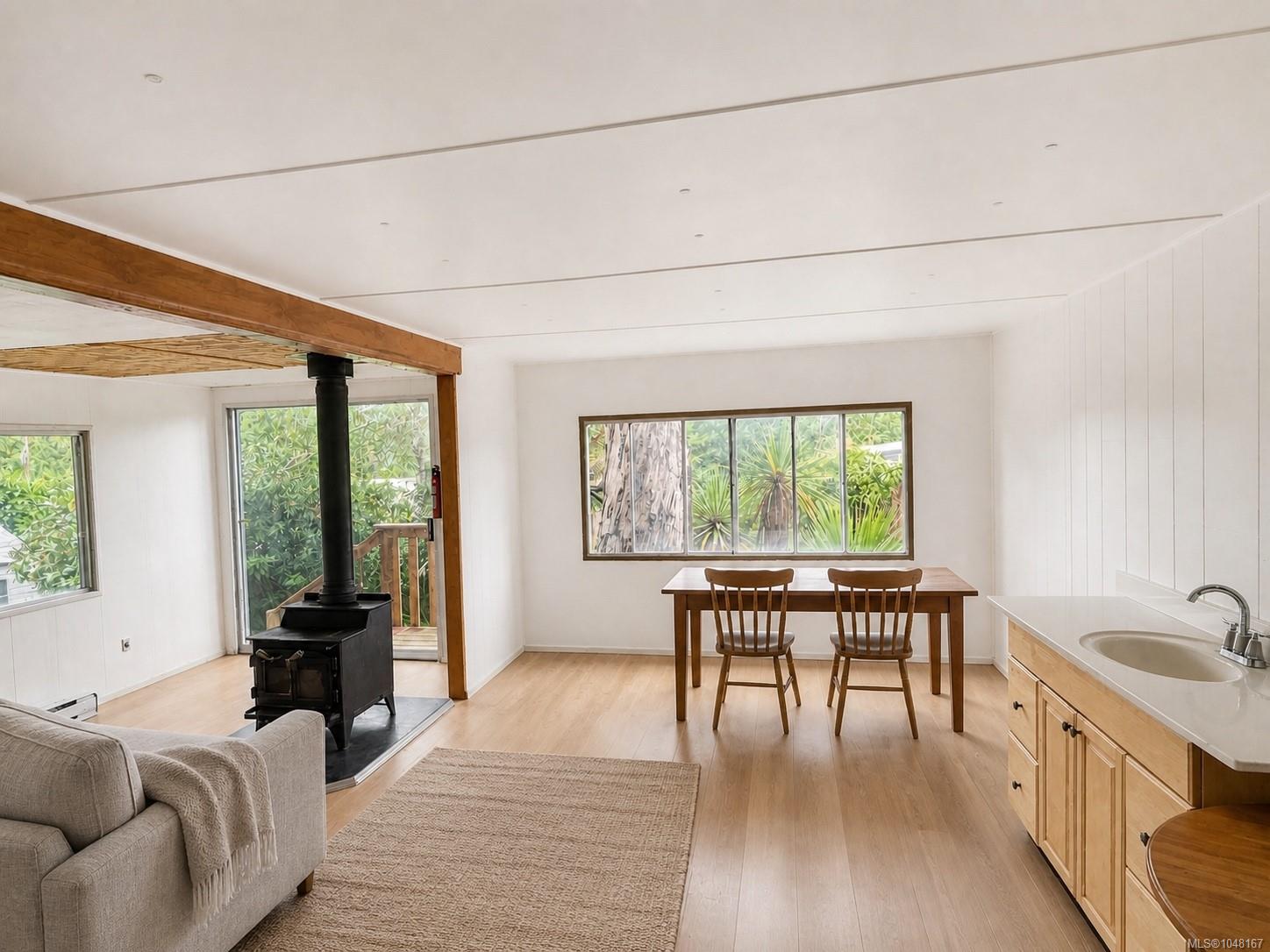 440 Orca Cres