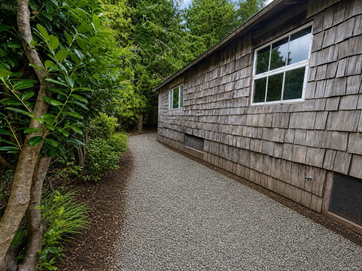 440 Orca Cres