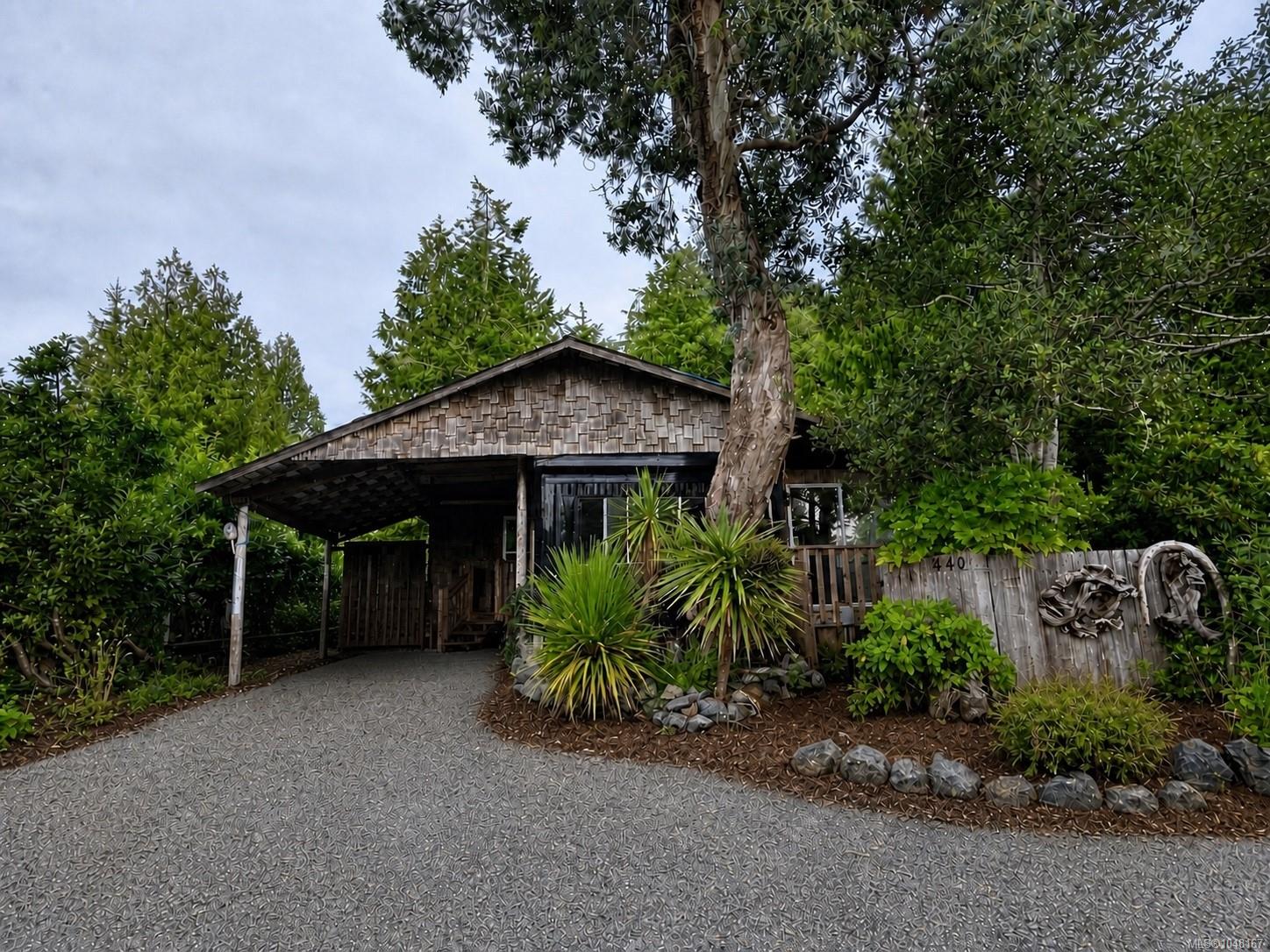 440 Orca Cres