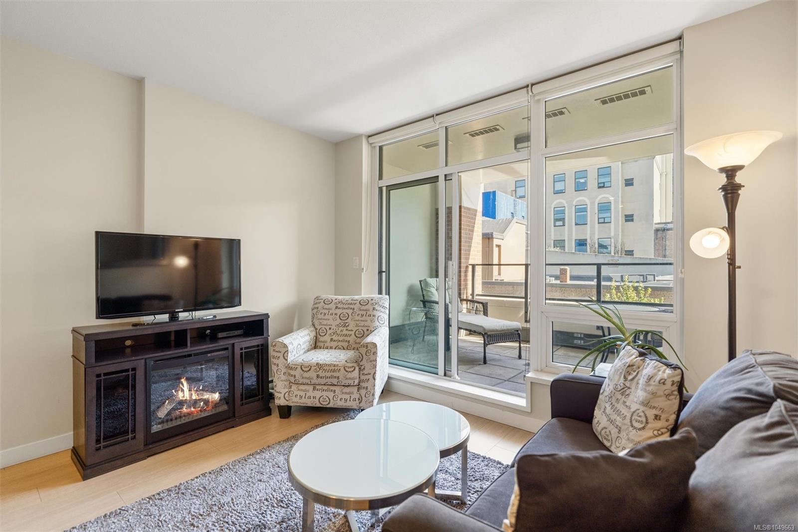 728 Yates St #204