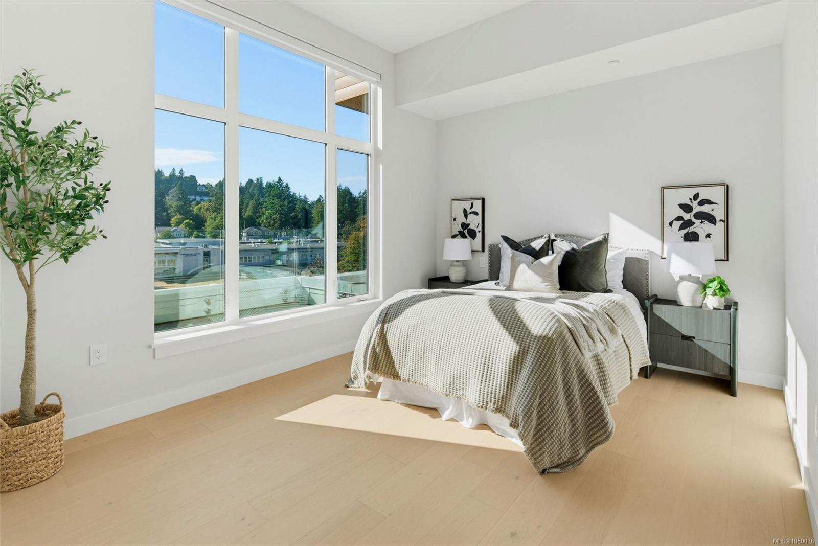 5229 Cordova Bay Rd #PH 402