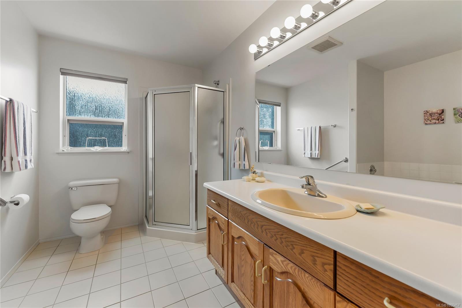 3673 Arbutus Dr
