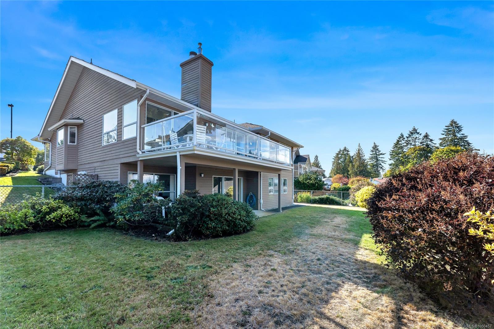 3673 Arbutus Dr