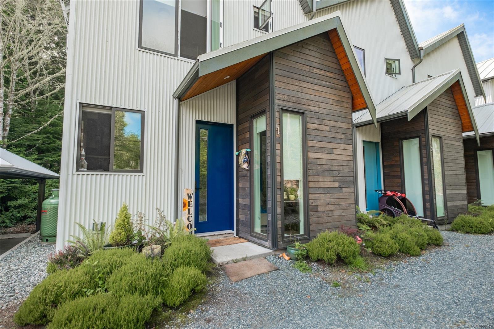590 Marine Dr #1