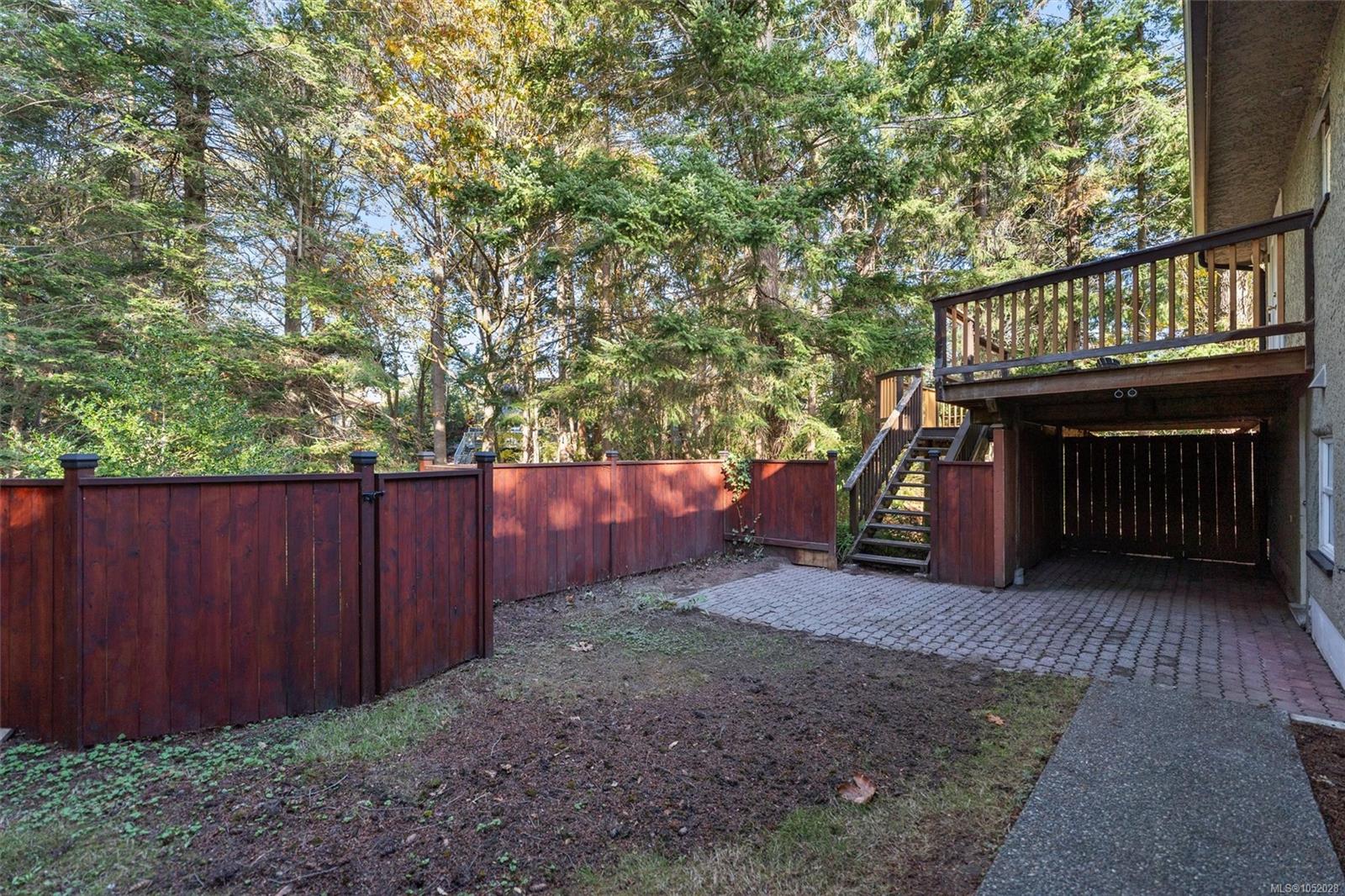 2104 Wenman Dr