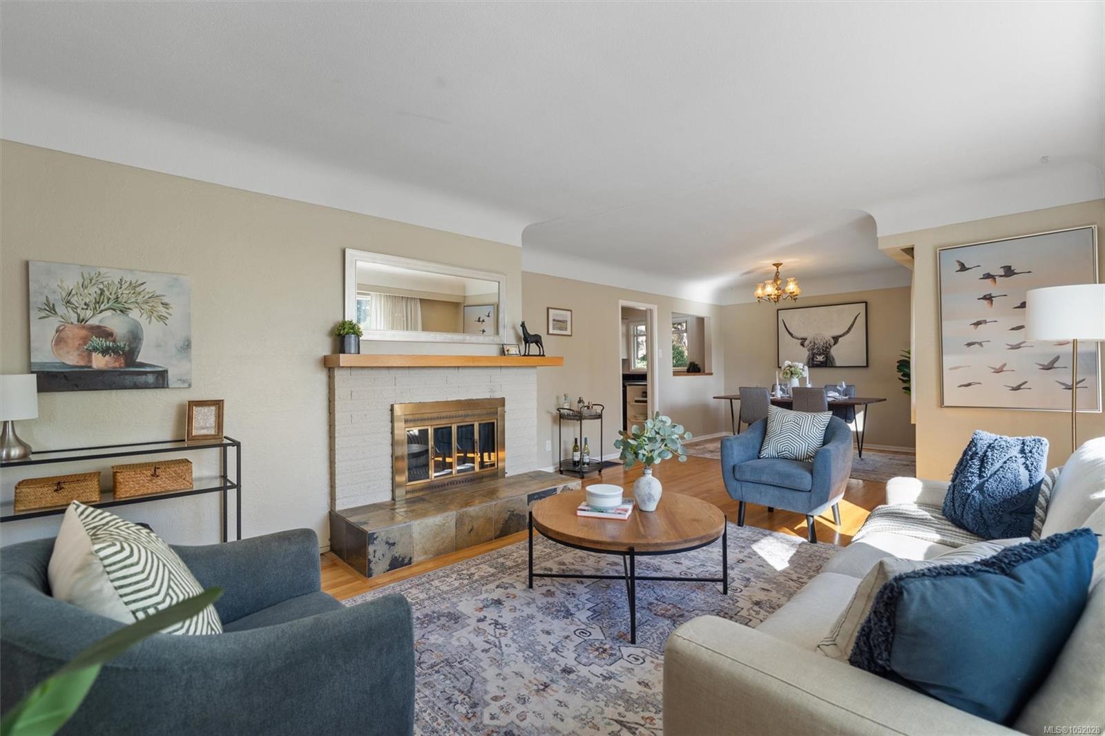 2104 Wenman Dr