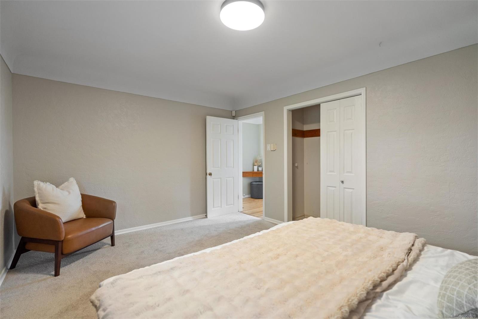 2104 Wenman Dr