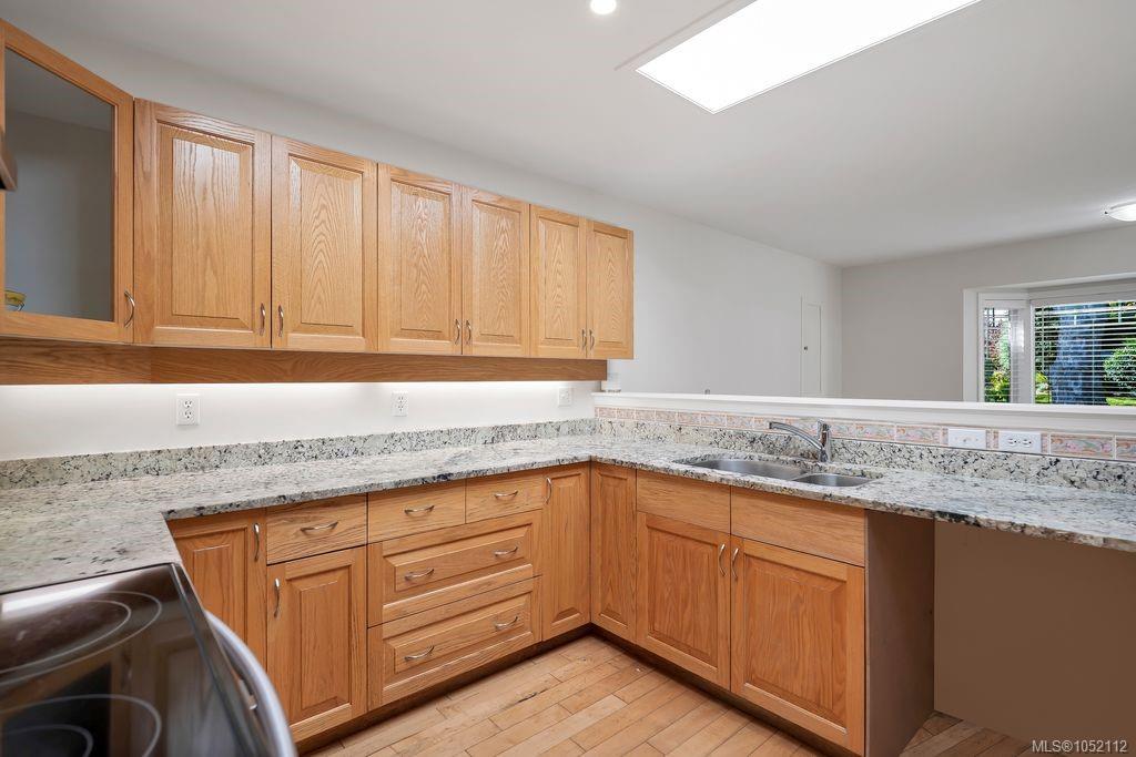 2594 Sinclair Rd