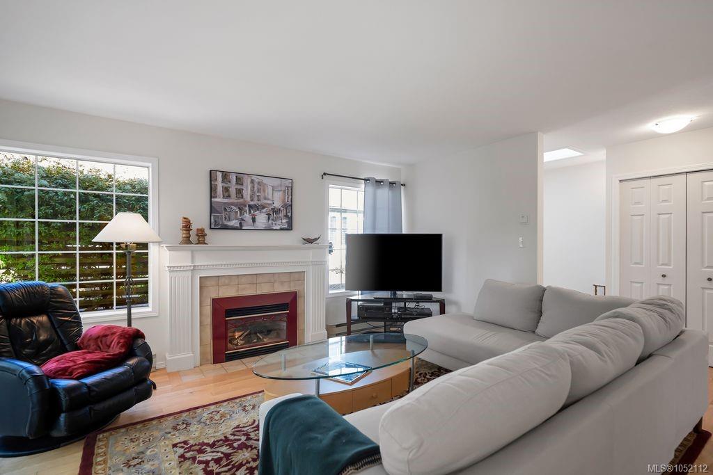 2594 Sinclair Rd