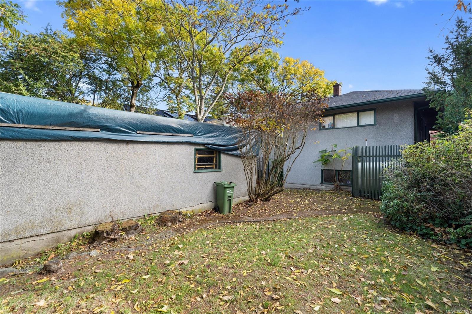 546-548 Linden Ave