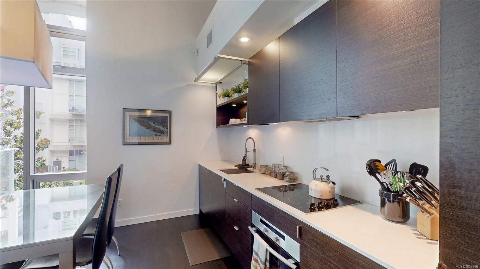 770 Fisgard St #327