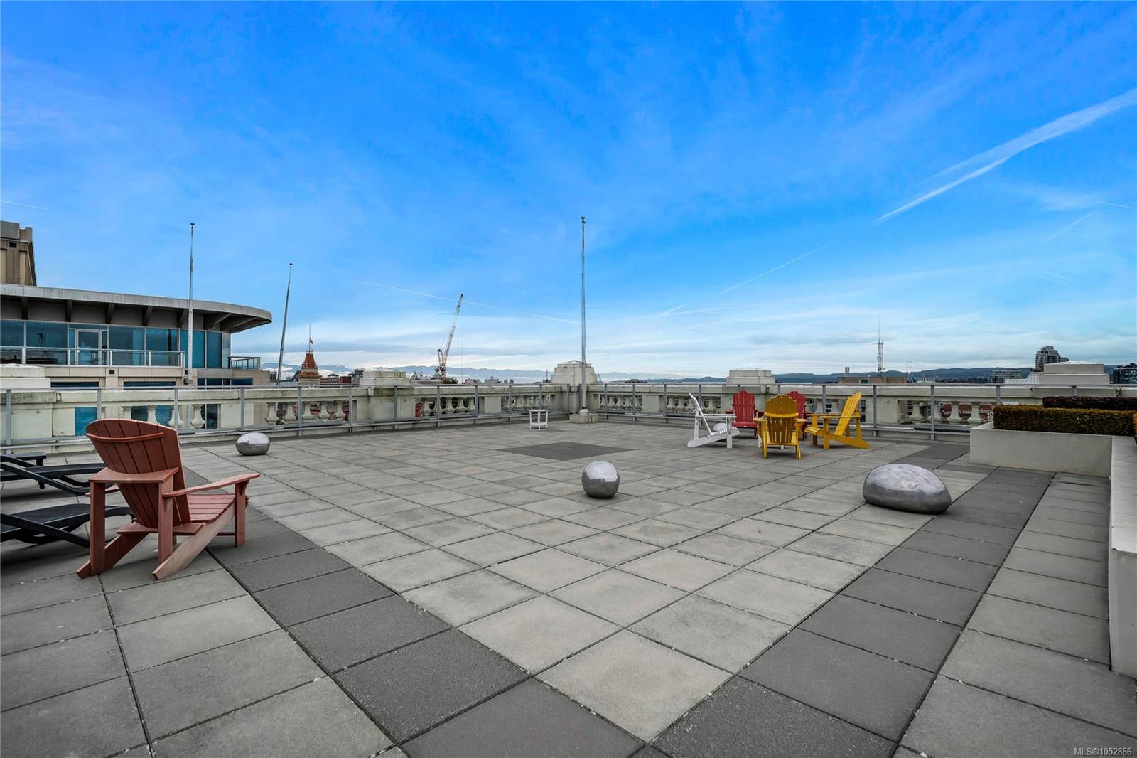 770 Fisgard St #327