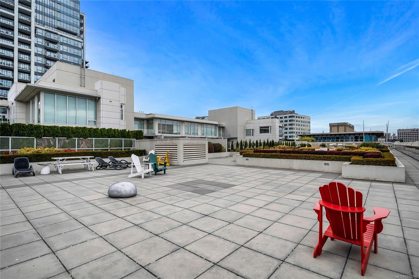 770 Fisgard St #327