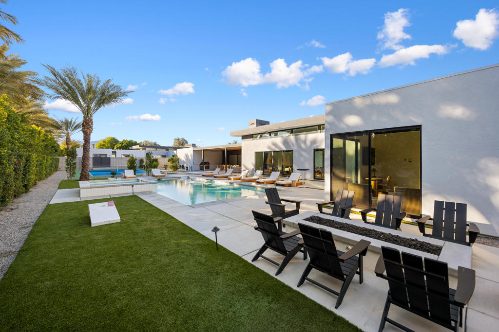 80895 Kiwi Court