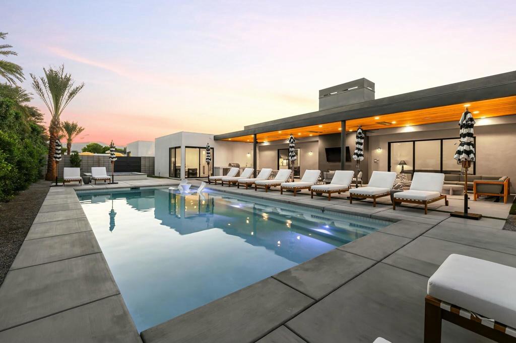 80876 Kiwi Court