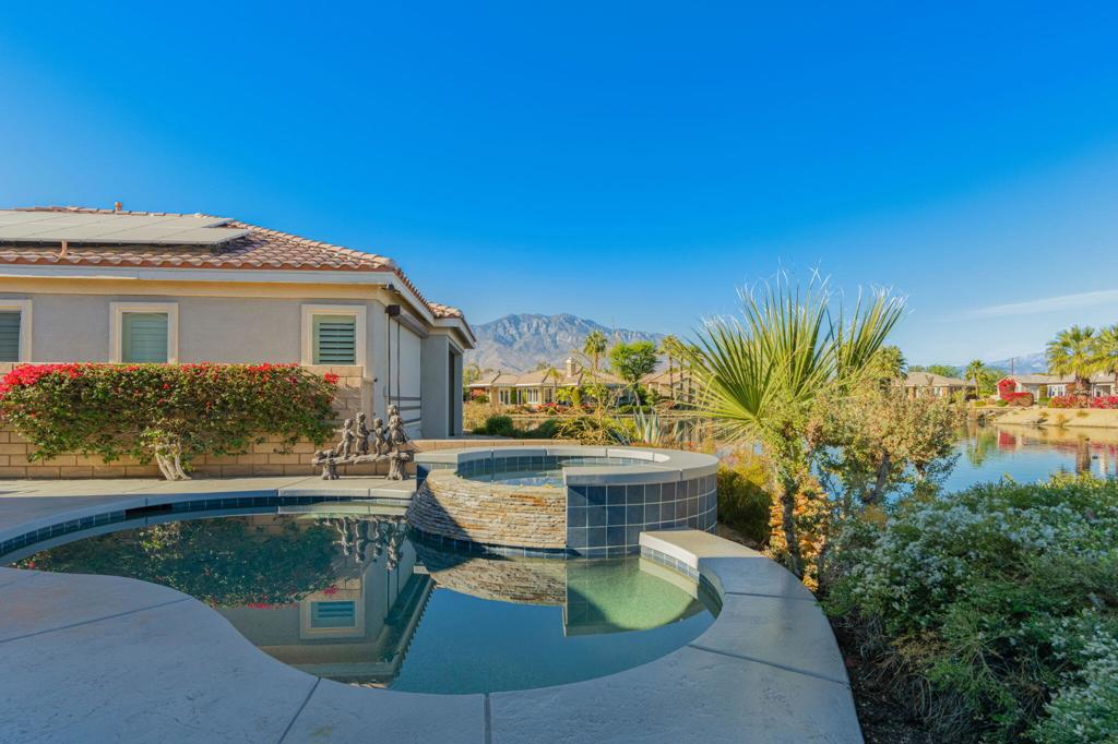 2 Pyramid Lake Court