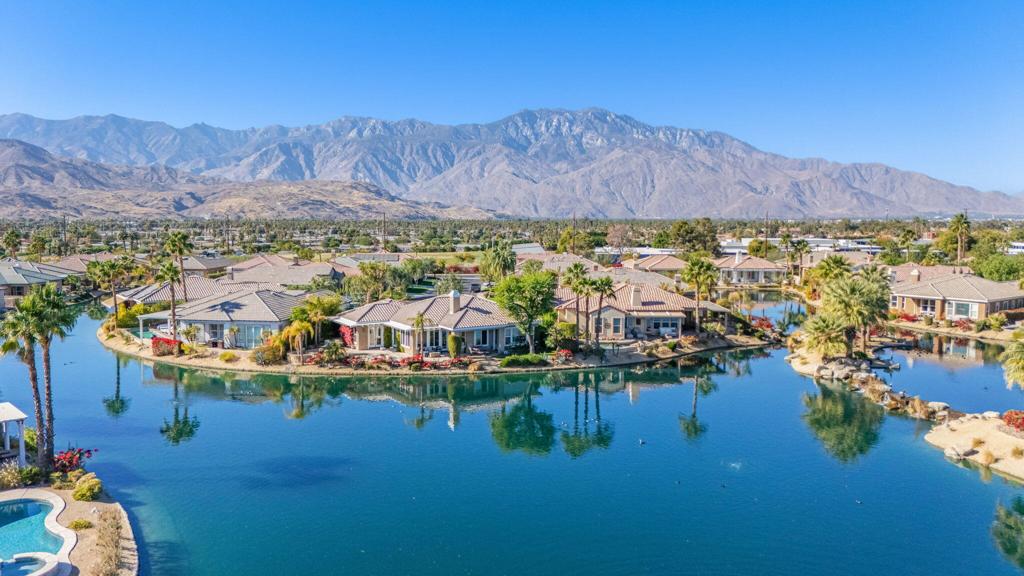 2 Pyramid Lake Court