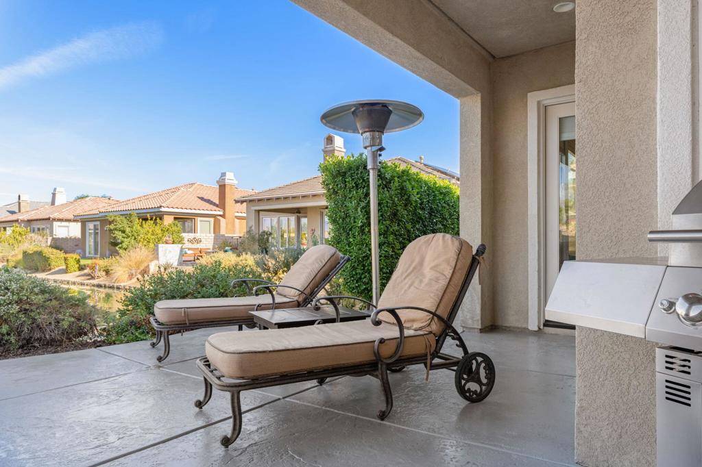 2 Pyramid Lake Court