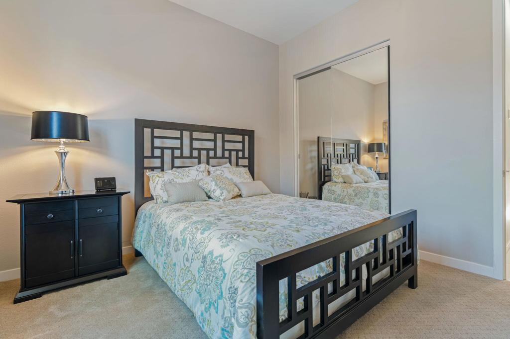 2 Pyramid Lake Court