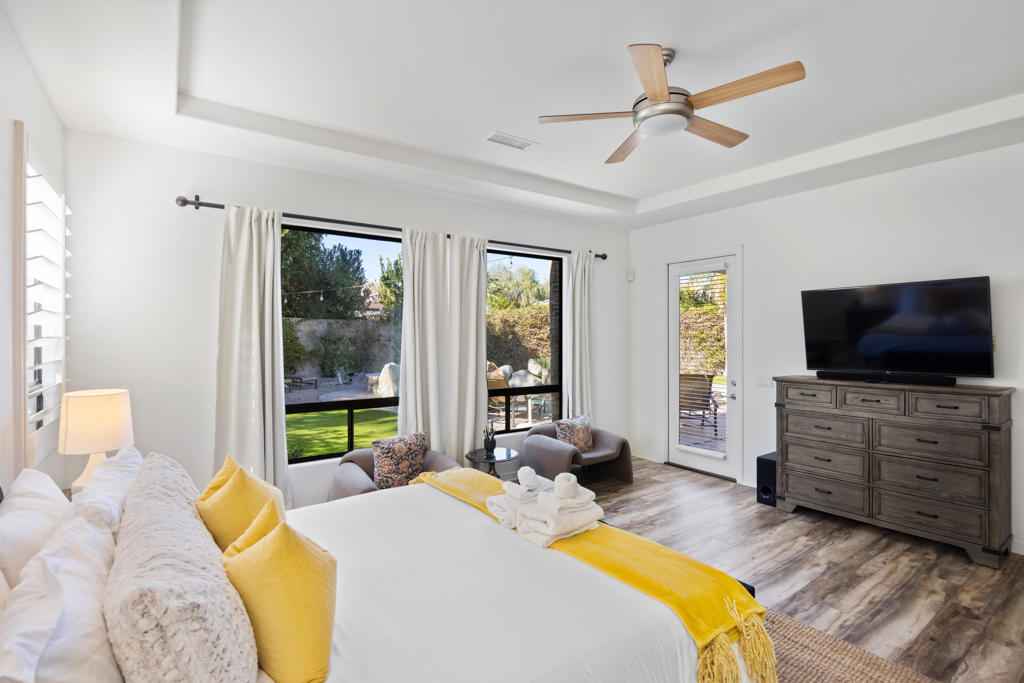 81084 Falling Leaf Court