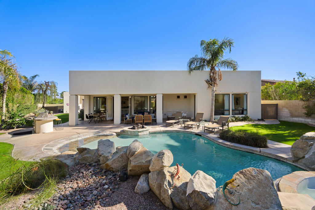 81084 Falling Leaf Court