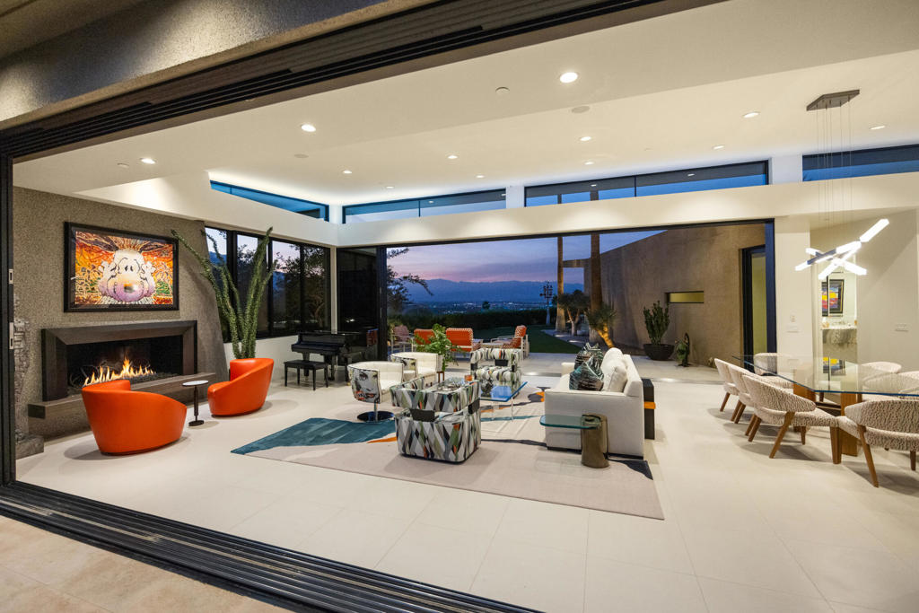 7 Rockcrest