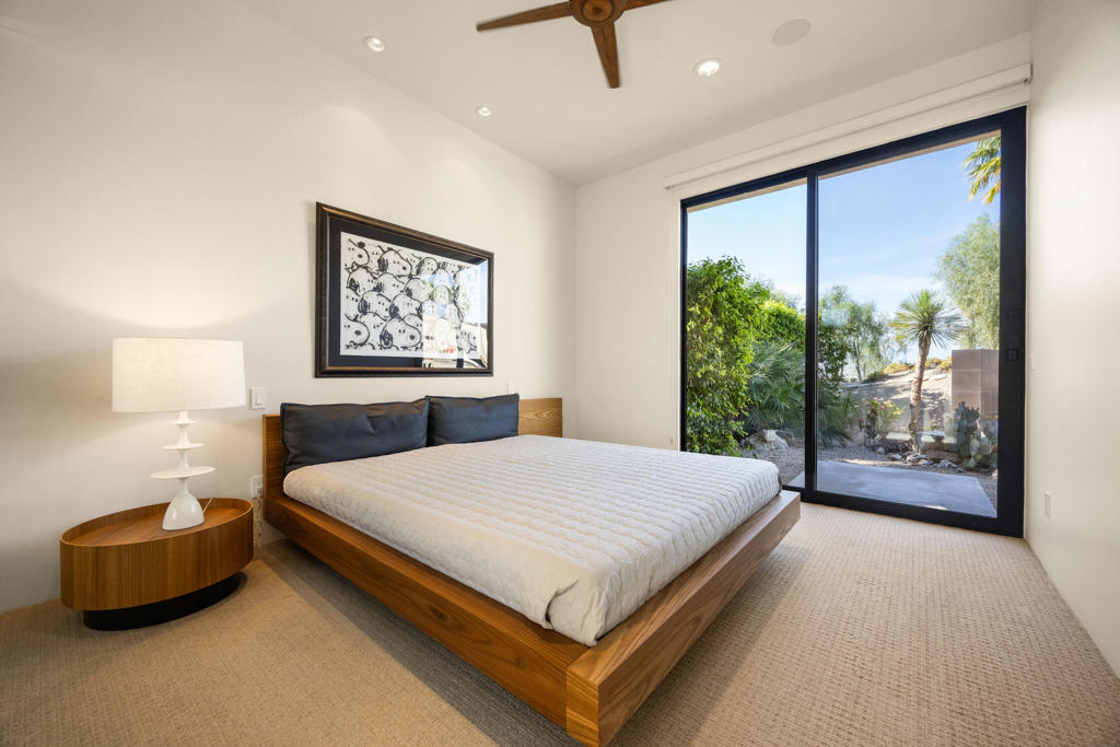 7 Rockcrest