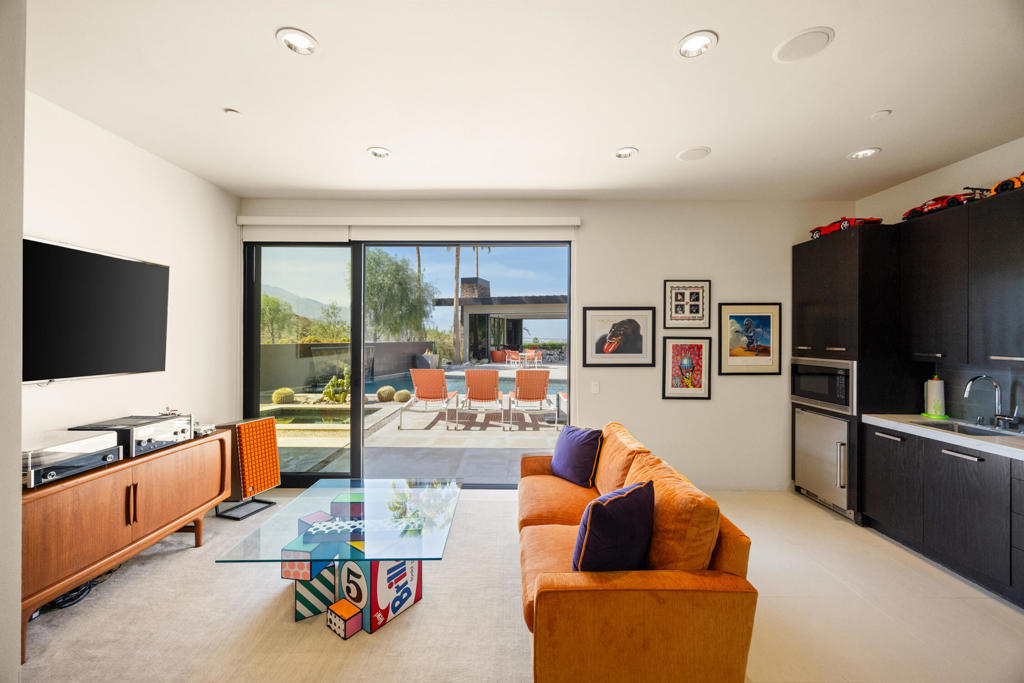 7 Rockcrest