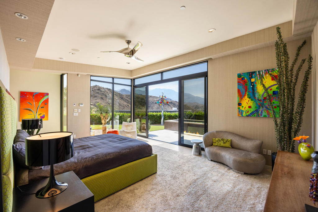 7 Rockcrest