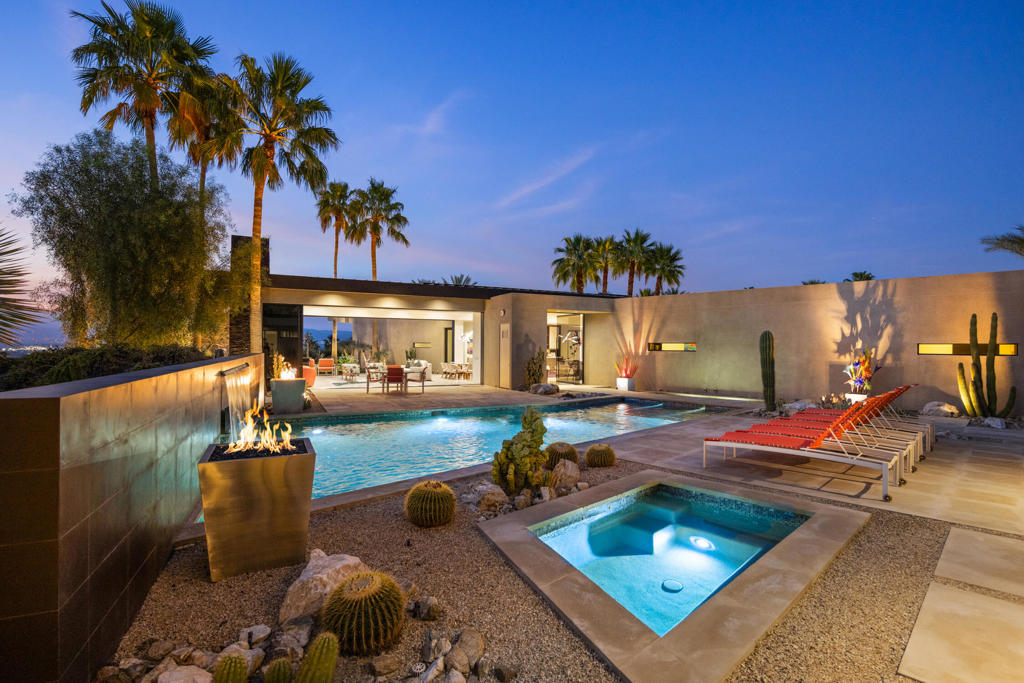 7 Rockcrest