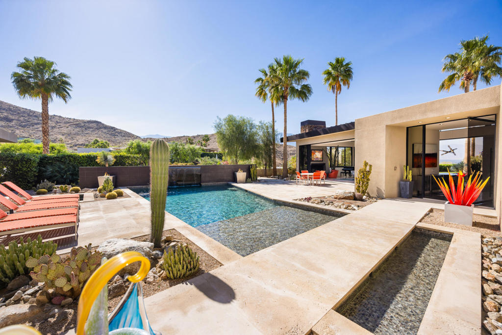 7 Rockcrest