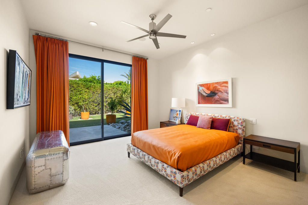 7 Rockcrest