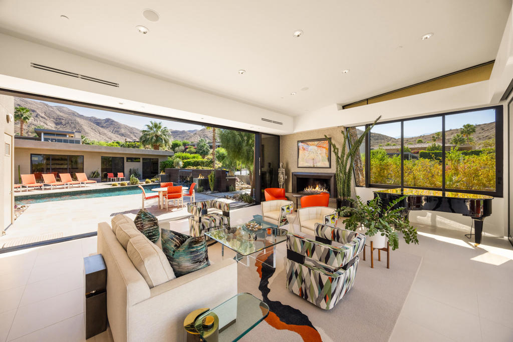 7 Rockcrest