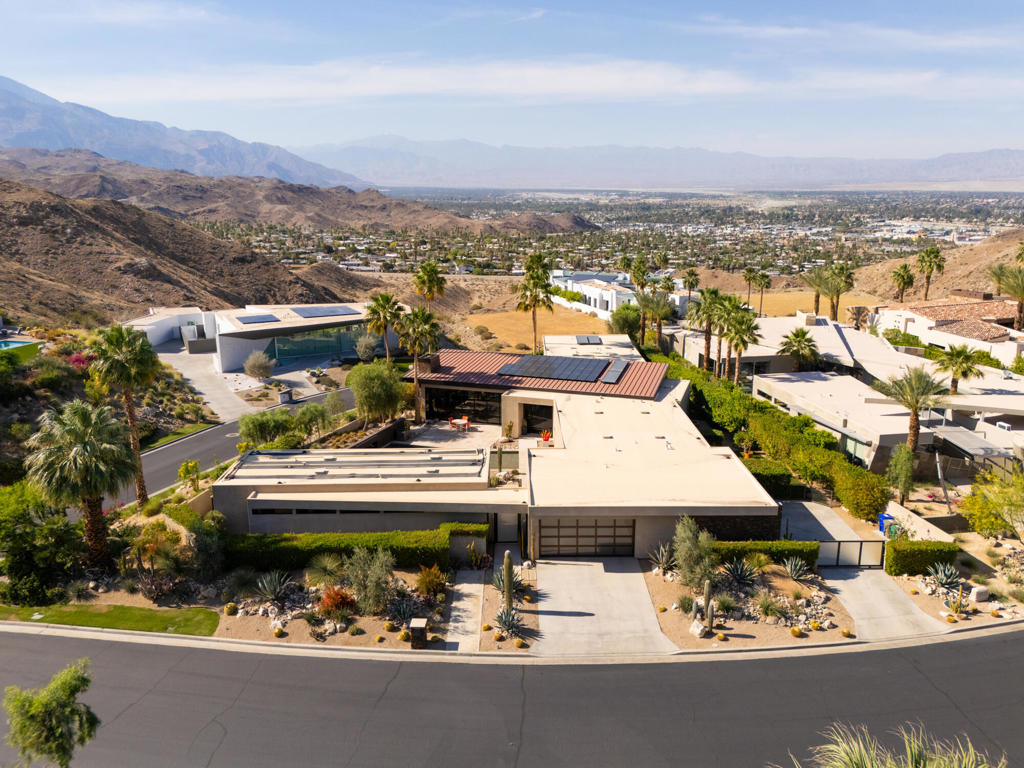 7 Rockcrest