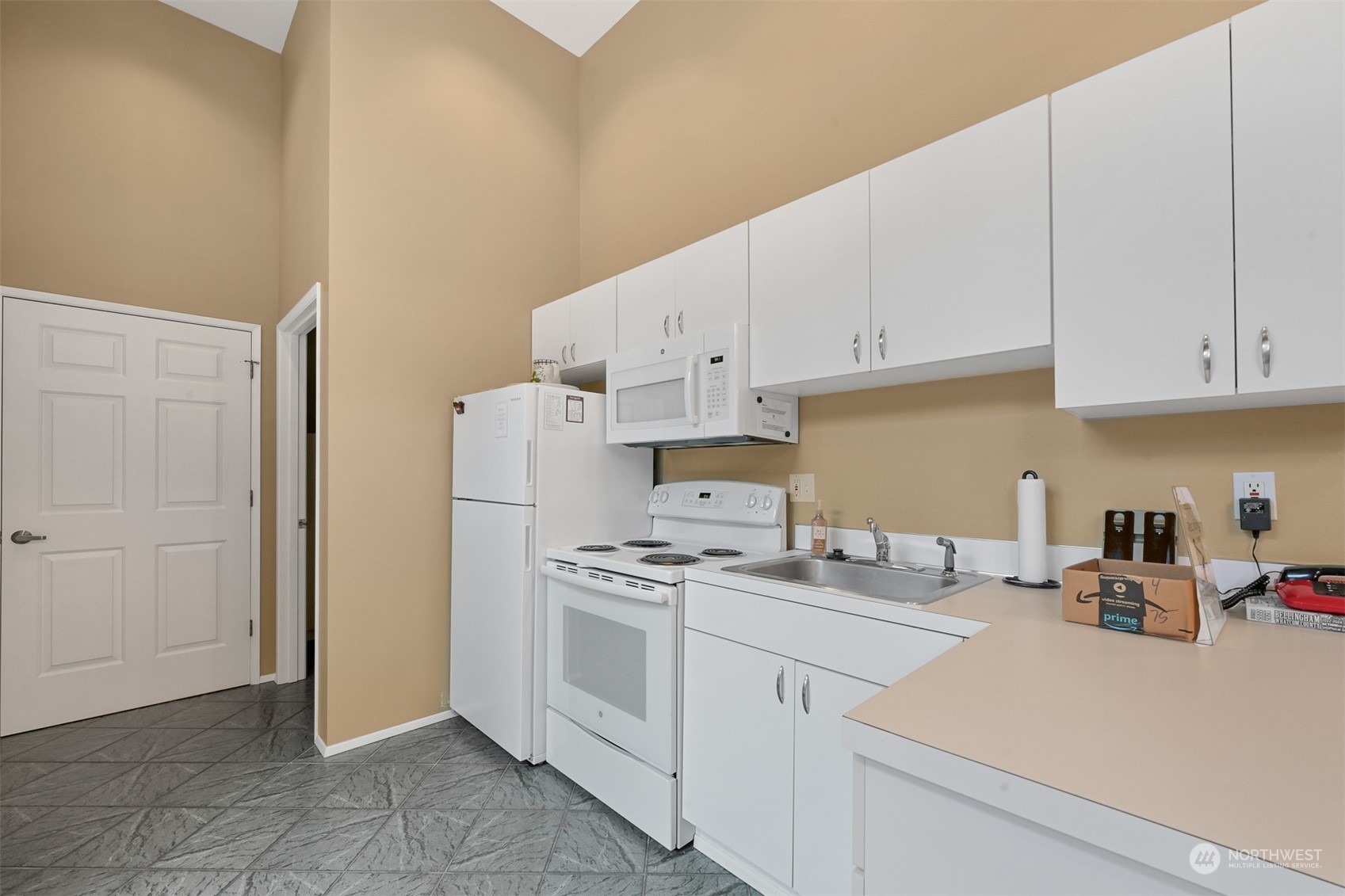 5020 Festival Boulevard Unit: 2C