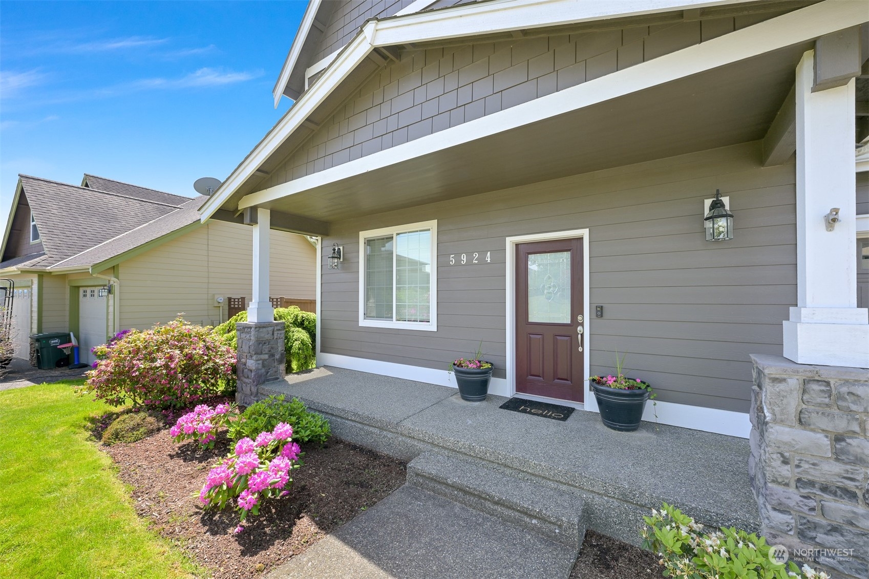 5924 Artist Drive