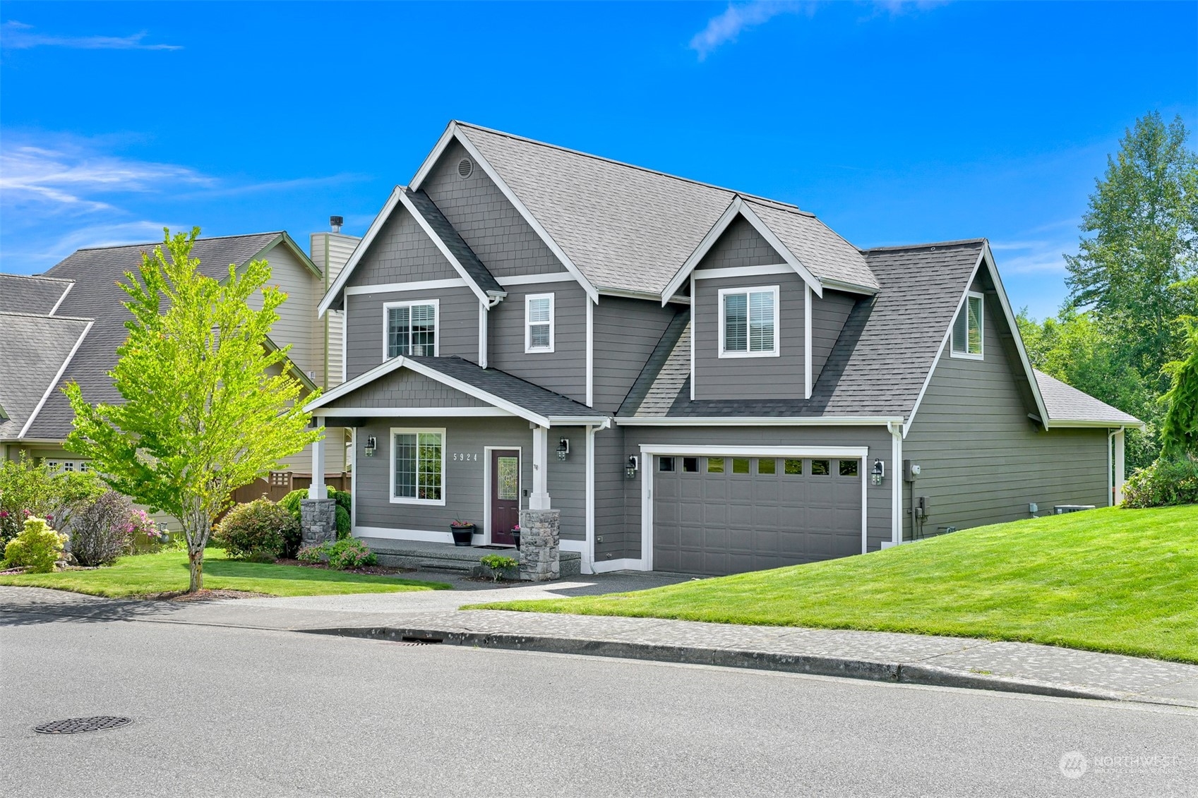 5924 Artist Drive