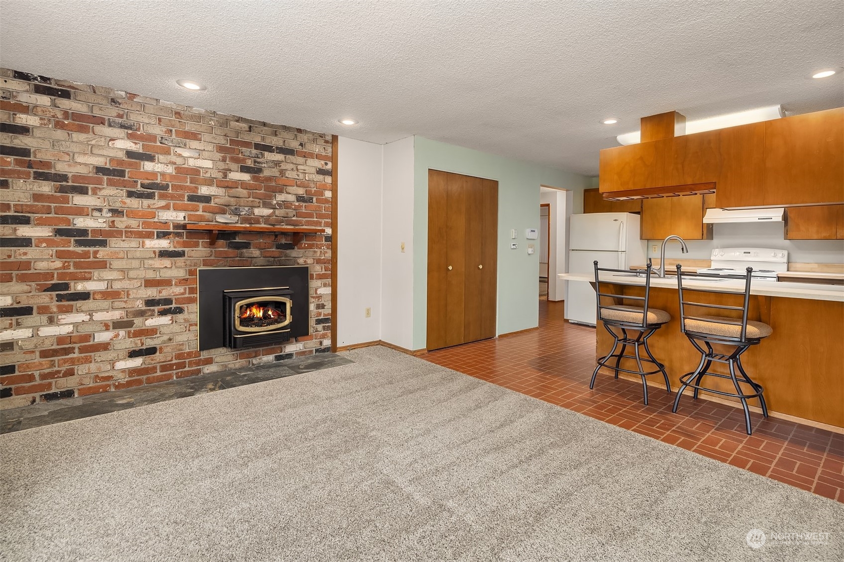 117 to 119 110th Avenue Ct E