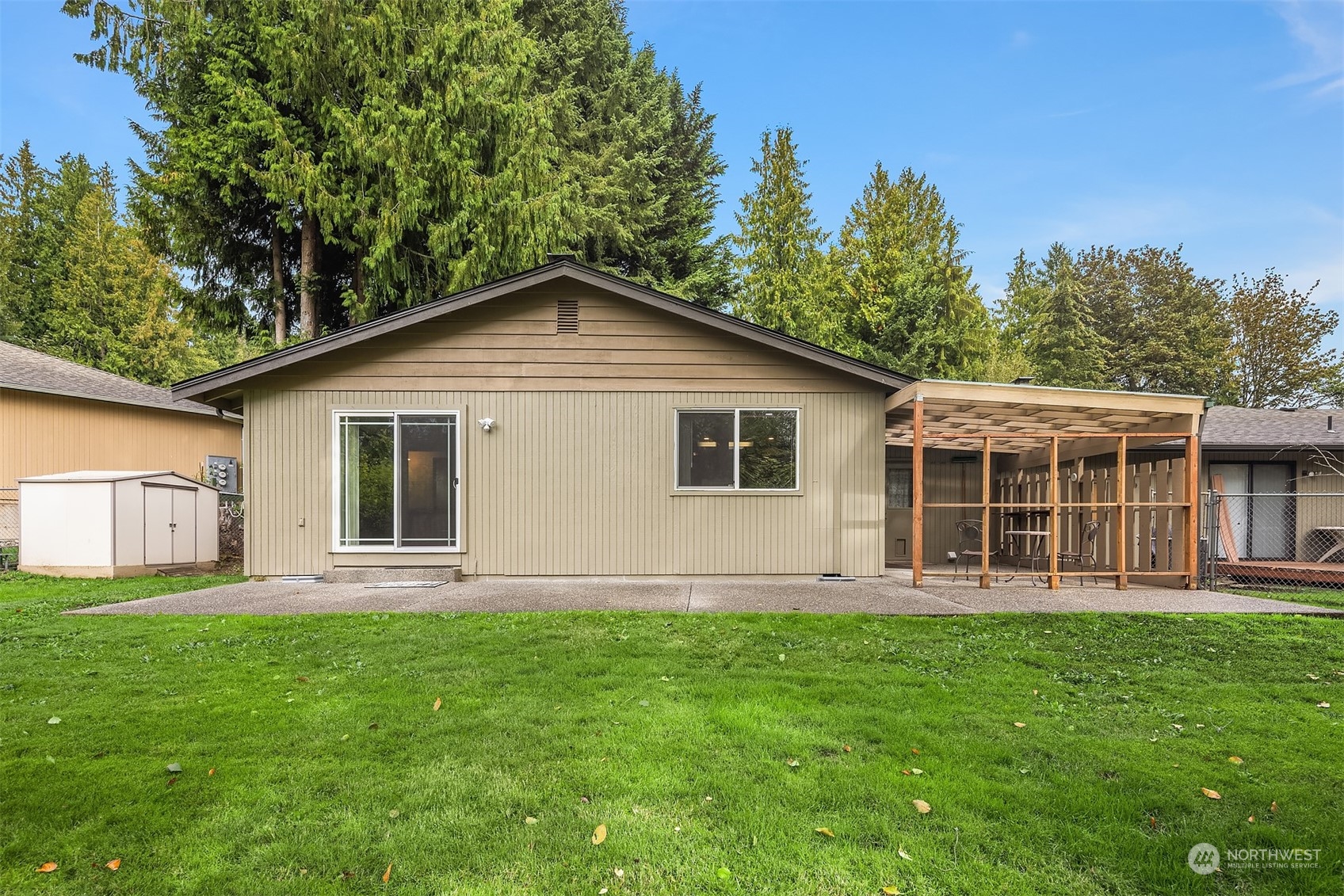 117 to 119 110th Avenue Ct E