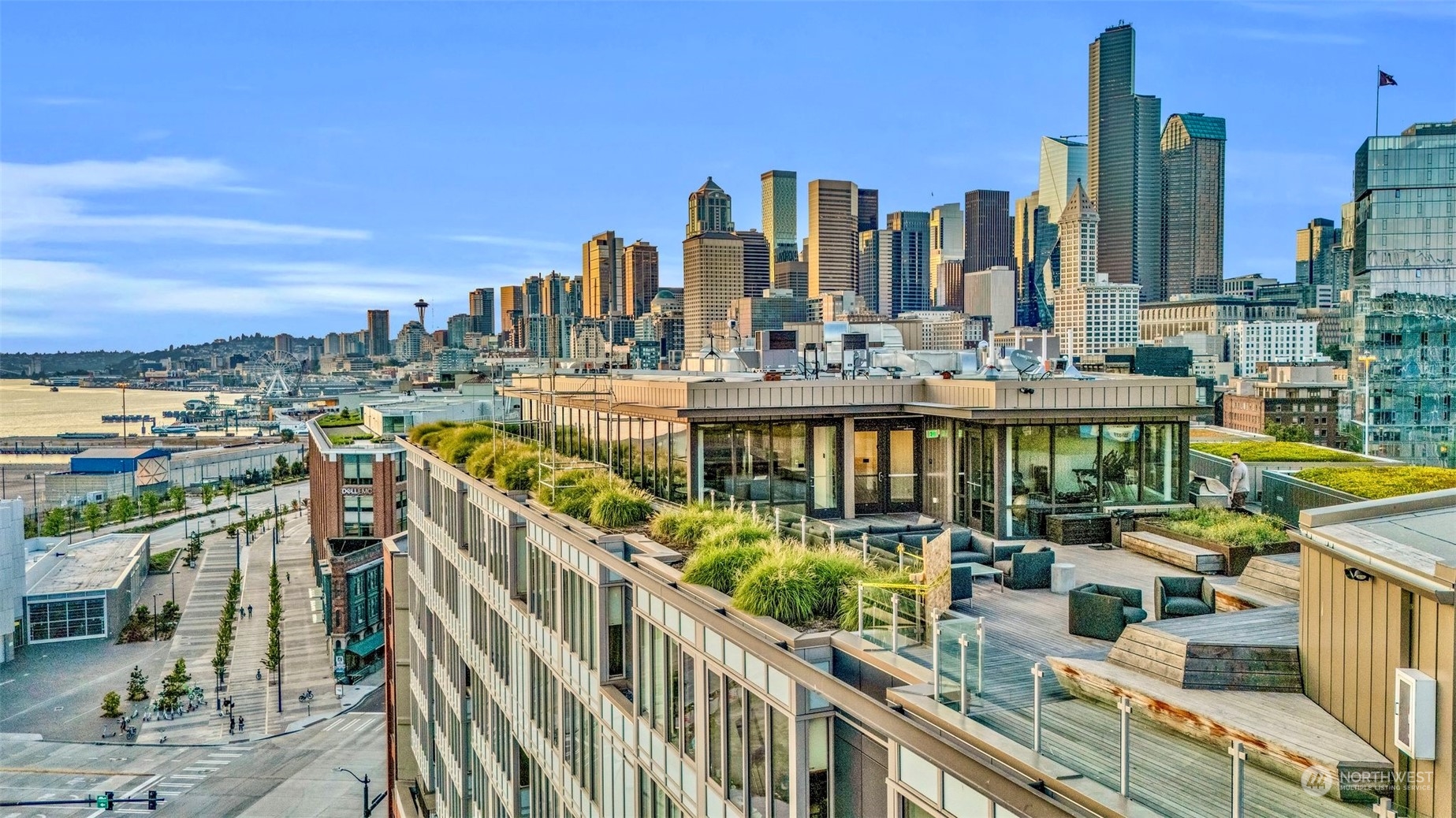 590 1st Avenue S Unit: 607
