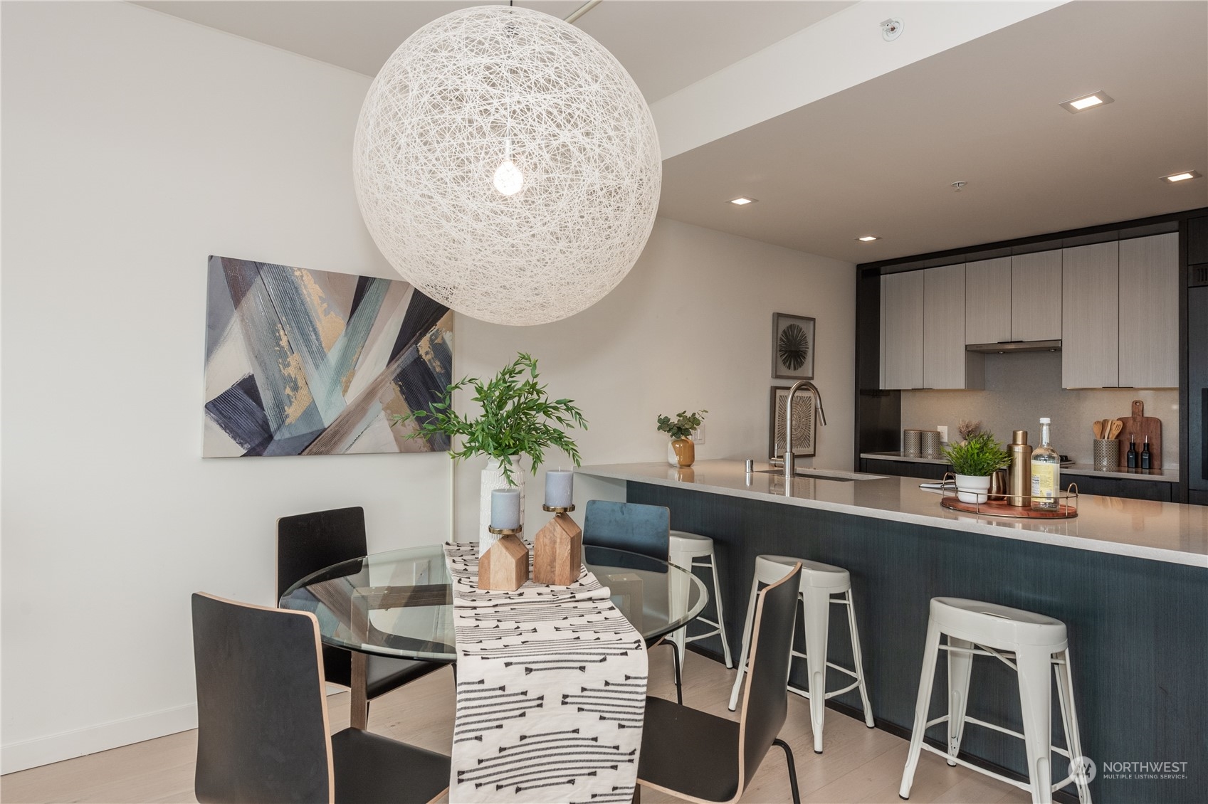590 1st Avenue S Unit: 607