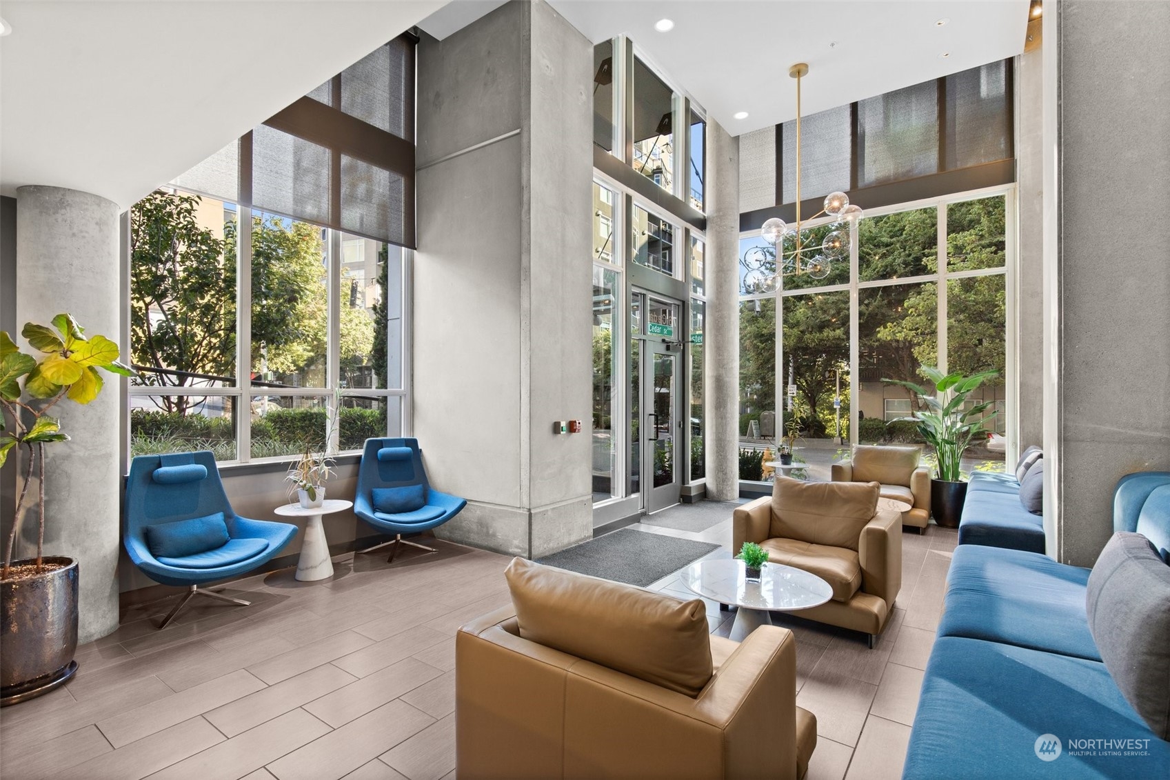 76 Cedar Street Unit: PH 5