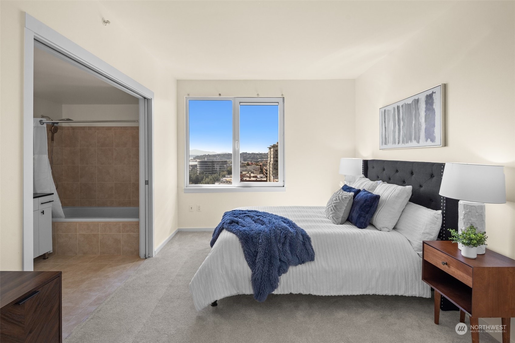 76 Cedar Street Unit: PH 5